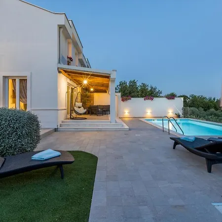 Mermaid Villa