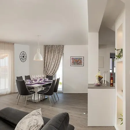 Villa Mermaid Kastela
