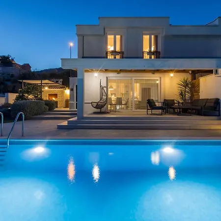 Mermaid Vila Kastela